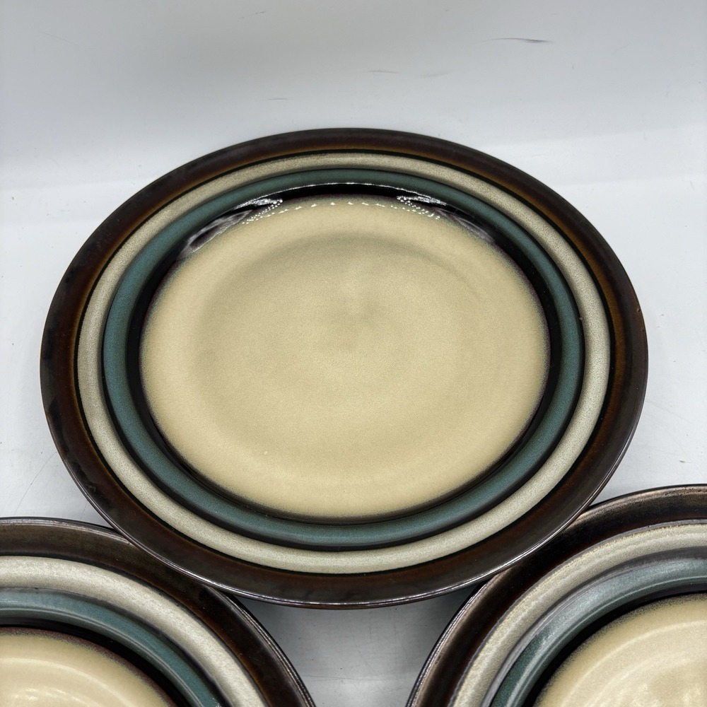 Mikasa Gourmet Basics Dinner Plates 11.25" Stoneware Spector Blue Set of 3 - Picture 6 of 9